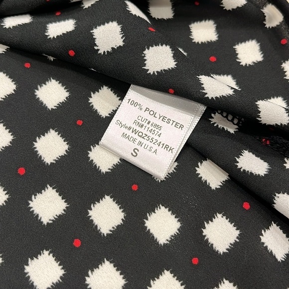 NEW Pleione | Sleeveless Tunic Blouse | Black & White with Red Accents | Small - Picture 7 of 12